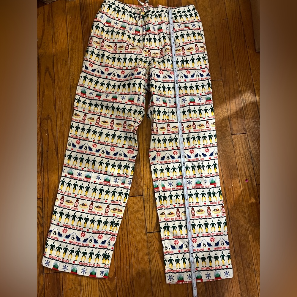 Elf Festive Patterned Pajama Pants Size: 10 - Picture 5 of 17